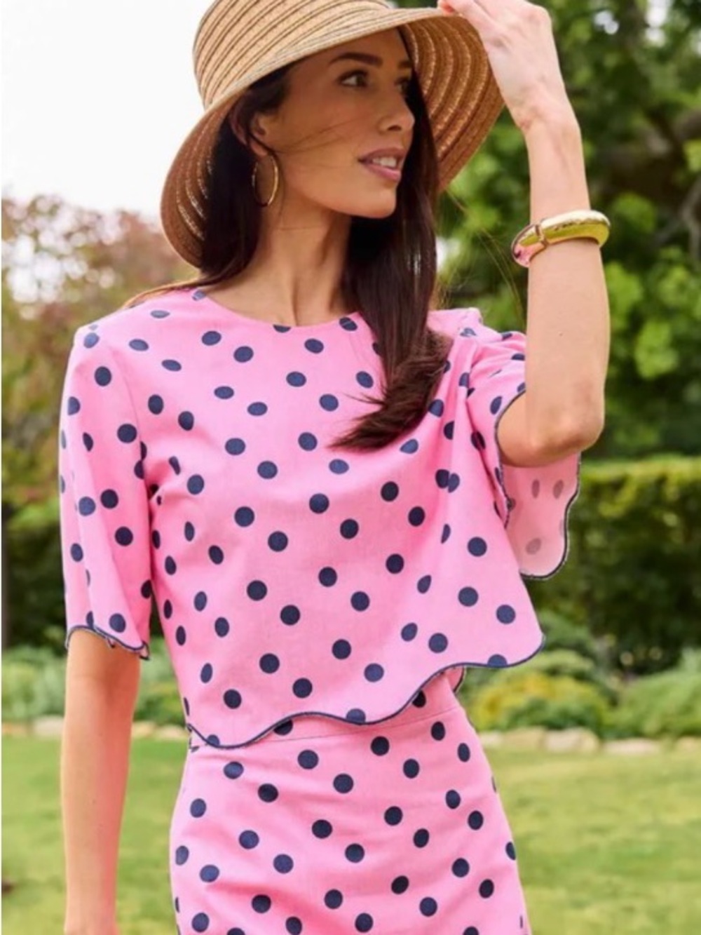Polka dot short sleeve crop top